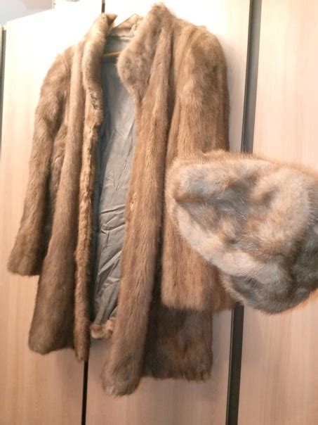 Продам норковую шубу на реставрацию или перешив. 50 размер голубая ...