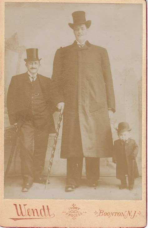 32 Bizarre Vintage Photos | eBaum's World