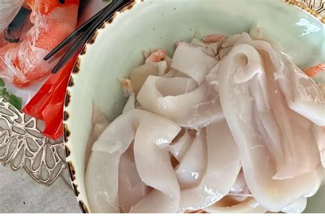 Фунчоза с морепродуктами и овощами — рецепт от ВкусВилл