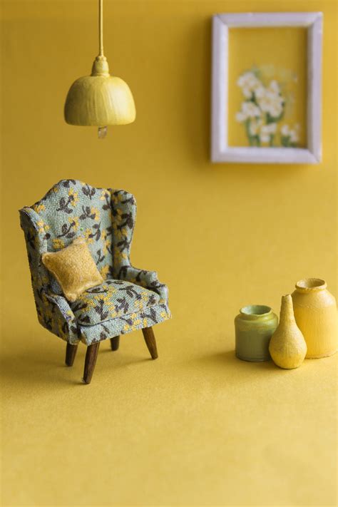 THE YELLOW CORNER on Behance
