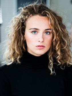 Amelie - a model from Germany | Model Management
