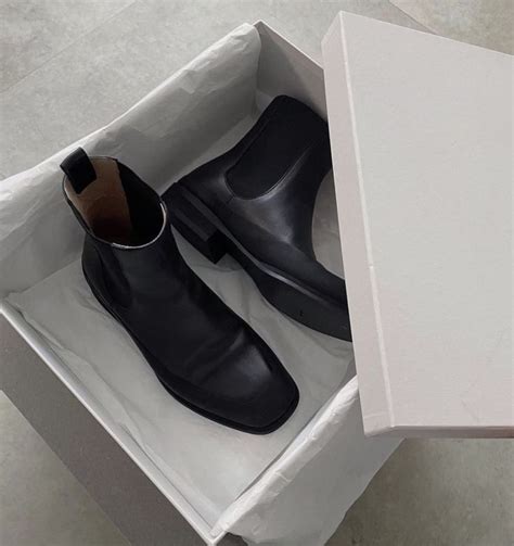 Pin by ma.shápka on Обувь | Shoes photography, Shoe obsession, Shoes