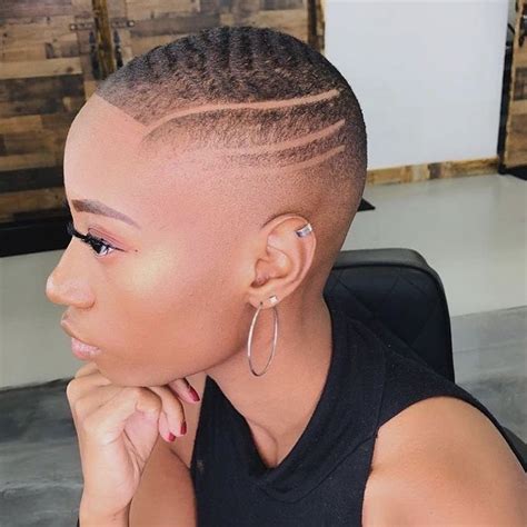 stunning short afro hairstyles    year hairydiary