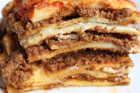 lasagna | 17 total layers of pasta and alternating Bolognese… | Flickr