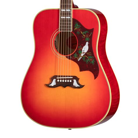 Gibson Une icône des années 1960 revient avec sa voix angélique, sa