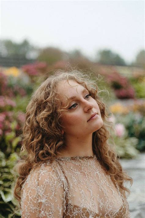 Meet Mimika – CanvasRebel Magazine
