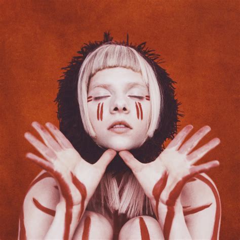 AURORA – A Different Kind Of Human (Step II) Recensie | AURORA - A