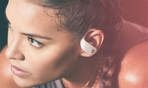 Спортивные Beats Powerbeats Pro –с отличным звуком, обзор.