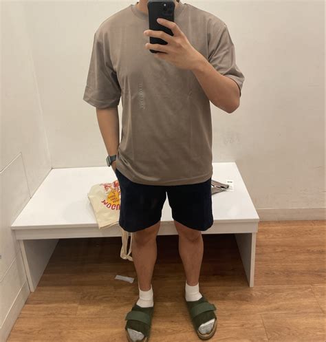 Hi Reddit, Oversized Sizing recommendation? For context, I’m 5’8