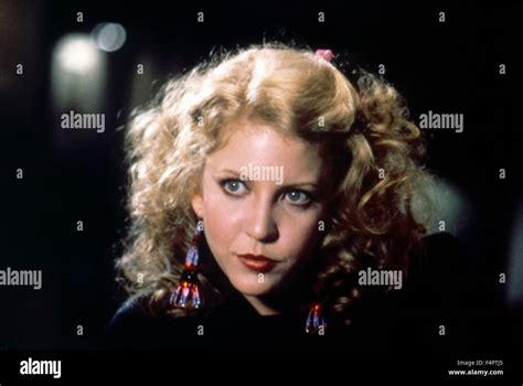 Nancy Allen / Dressed To Kill / 1980 directed by Brian De Palma [Orion ...