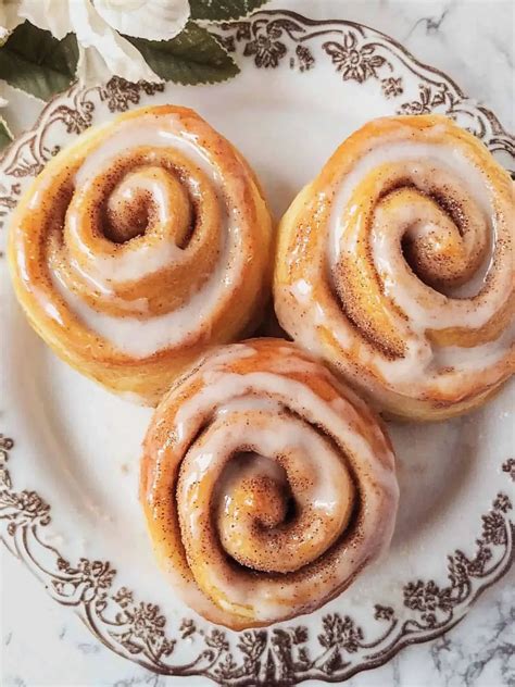 cake mix cinnamon rolls 4