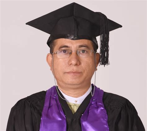 Dr. Moe Kyaw Thu