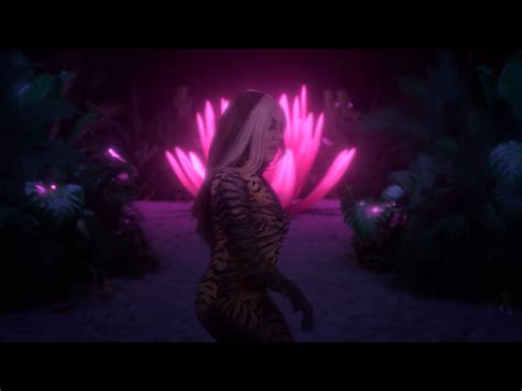 Slayyyter: Troubled Paradise (2021)