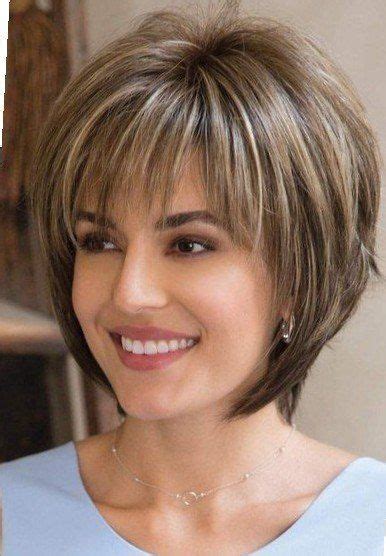 Эти стильные СТРИЖКИ - выбор ДЕЛОВЫХ женщин | Short hair cuts, Layered ...
