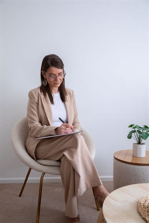 Supervising Counsellors Issues Of Responsibility Counselling Supervision 6