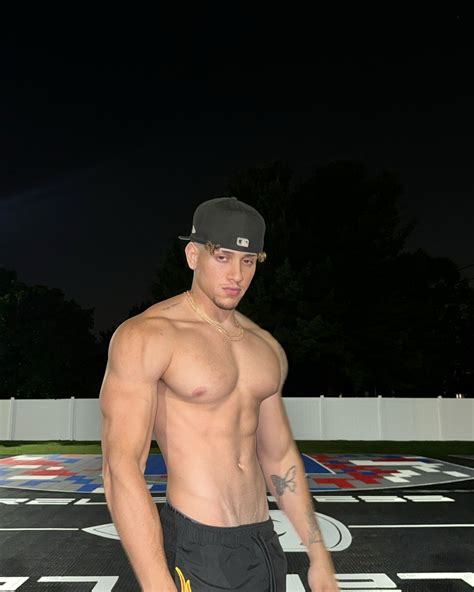 Juan Almonte (@juanalmontee) • Instagram photos and videos