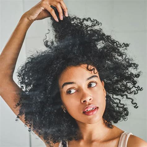 How To Detangle Curly Hair - Future Health Post