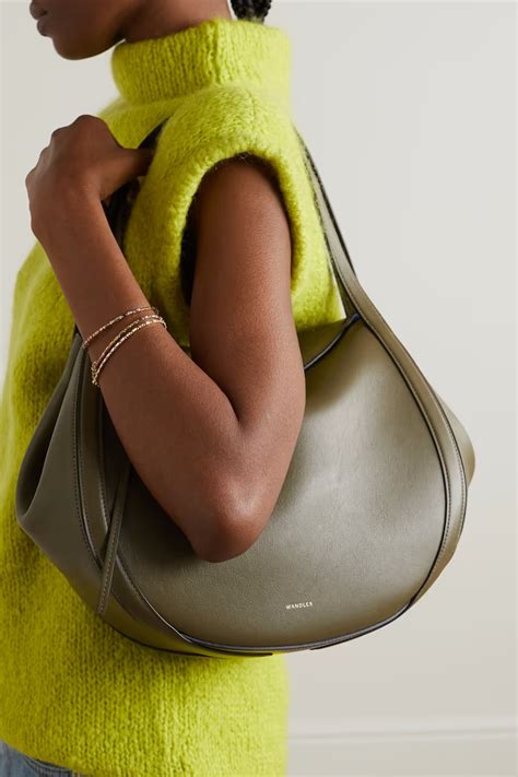 The 20 Best Shoulder Bags and How to Style Them | Who What Wear
