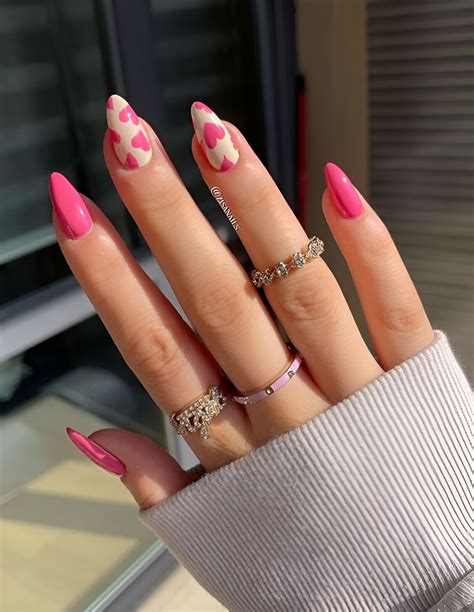 50 Jaw-Dropping Heart Nail Designs You Can Slay Pass Valentine - Woman & Lifestyle