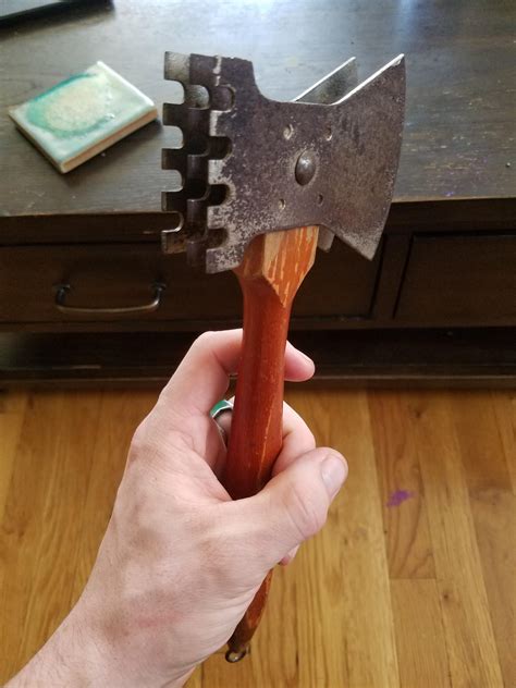 Weird tool I found cleaning, scratched up label on handle says Muncie