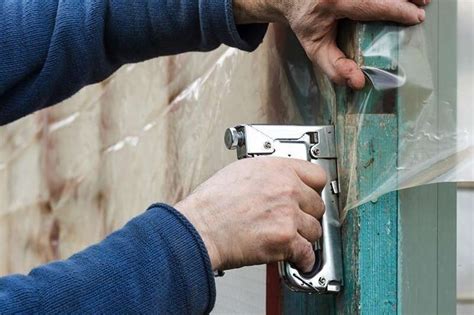 Купить строительную пленку полиэтиленовую в рулонах по выгодной цене