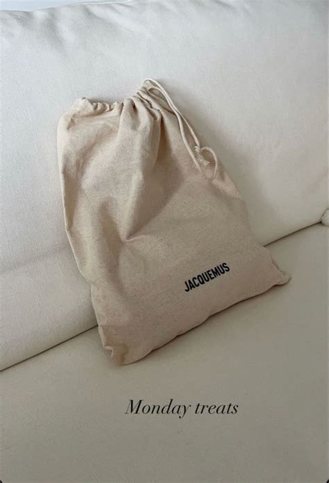 Pin by Йоджи on Быстрое сохранение | Clothing packaging, Luxury brand ...