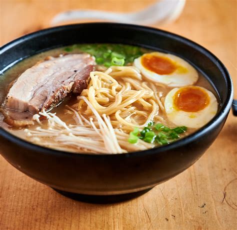 Easy Tonkotsu Ramen Broth Recipe | Bryont Blog