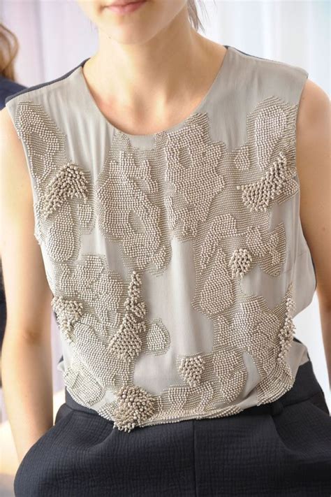 Pin by Olga Vinnichienko on fashion details | Textures fashion, Couture ...