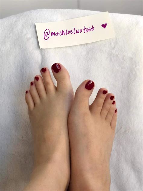 chloe 🌹 filipina feet (@mschloeluxfeet) / Twitter