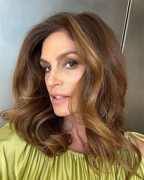 Cindy Crawford Naked