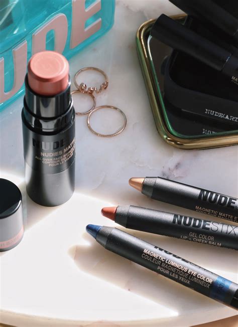 SUMMER READY with NUDESTIX Sun & Sea Nude Beach Kit - fromSandyxo