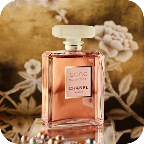 Самые лучшие женские духи по мнению мужчин - Топ 15 - Статья на Sun Parfum