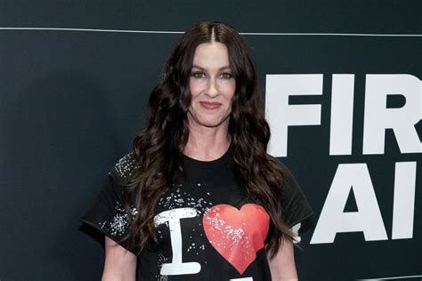 Alanis Morissette, 50, Announces Major Career Update
