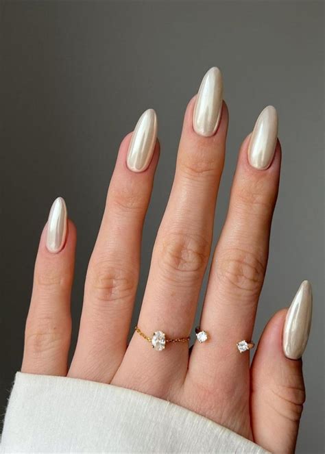 32 Best Short Winter Nails Design 2023 to Try - Mycozylive.com