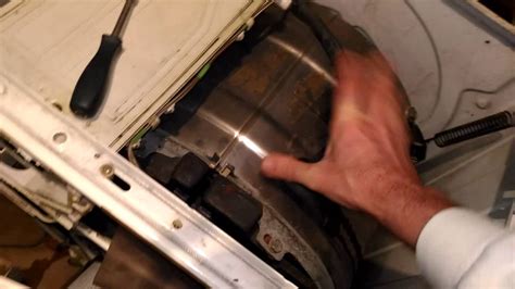 Машинка прыгает. Проверяем амортизаторы стиральной машины Miele #MieleW ...