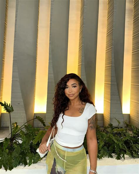 DANIELLE WEST (@daniellexwest) • Instagram photos and videos