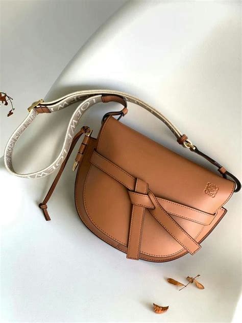 Loewe сумка купить в Спб Мск Москве Санкт-Петербурге