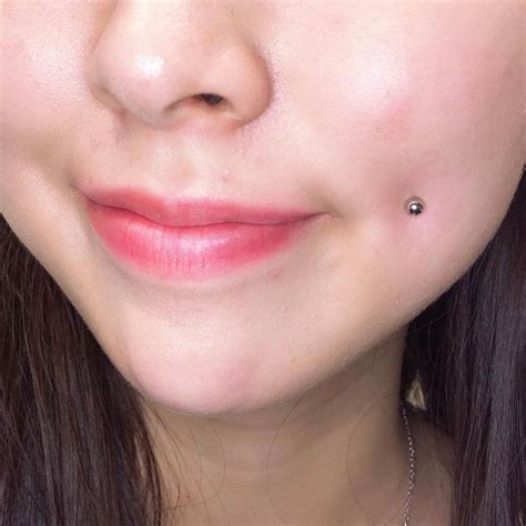 Dimple Piercing: Definition, Jewelry, Price And Tips - Glaminati