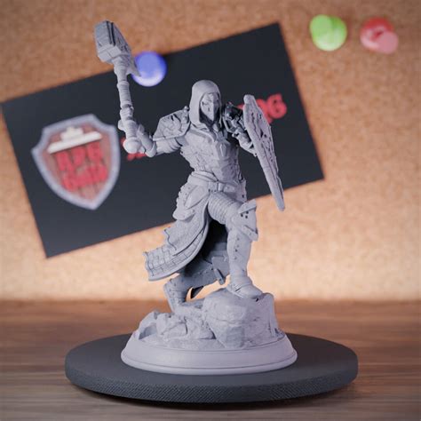 Oath of the Crown Paladin Miniature Fighter Dungeons and Dragons Mini ...