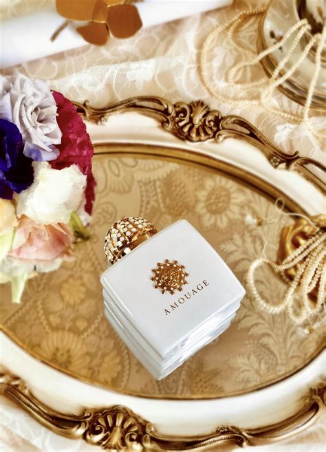 Honour Woman Amouage аромат — аромат для женщин 2011