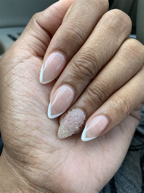 Almond Shape Wedding Nails: A Perfect Choice For Your Big Day – The FSHN