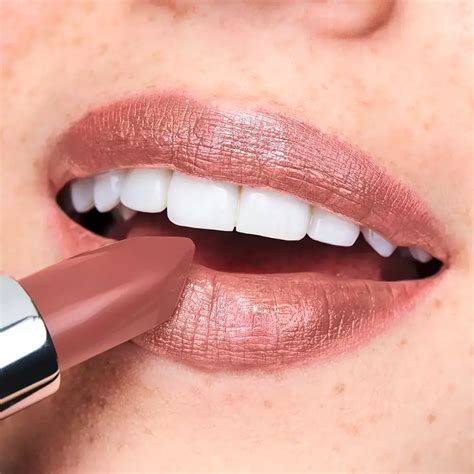 Купить кремовая губная помада по низкой цене в интернет-магазине Avon