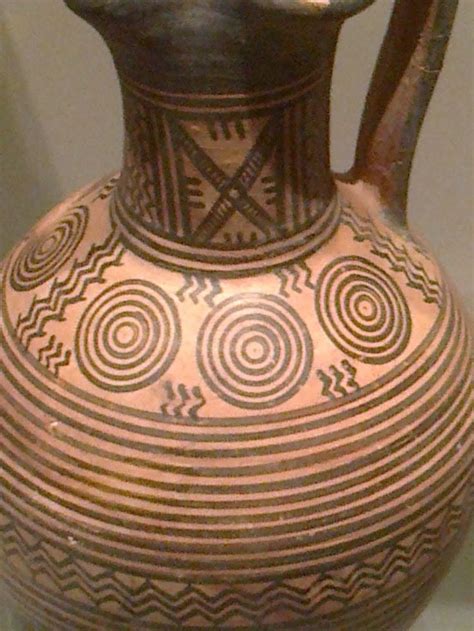geometric vase | Geometric vases, Pottery designs, Vase
