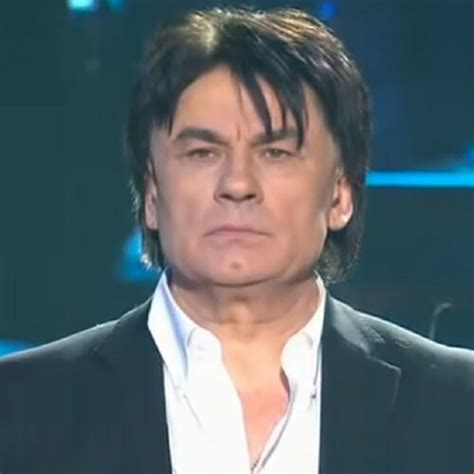 Александр Серов: альбомы, песни, плейлисты | Слушайте на Deezer