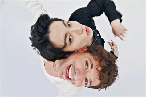 Великобритания пара под натиском Чонгука и Чарли Пута - K-pop