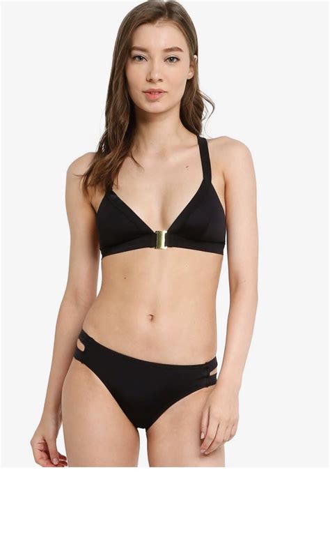 Dorina Bikini Top Swimsuit, Women's Fashion, Swimwear, Bikinis ...