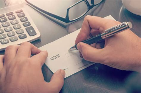 How to Cash a Two-Party Check With One Signature or Without the Other ...