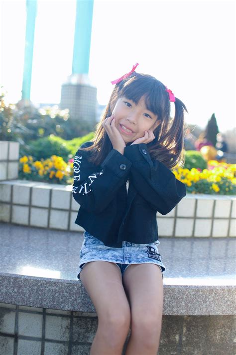 りゅういち on Twitter | Preteen girls fashion, Little girl models, Cute girl
