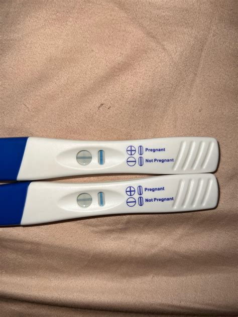 faking positive pregnancy test 2