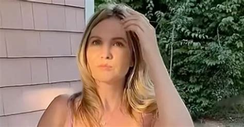 Mormon mum 'waiting for cheeky fans to show up' as she thrills in ...